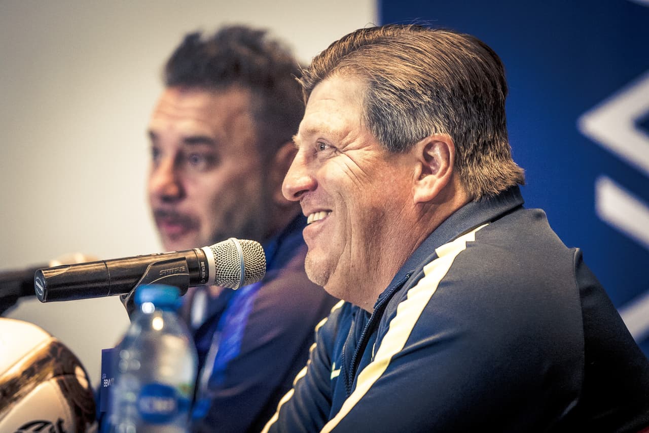 Técnicos y jugadores concedieron entrevistas en un ambiente relajado desde el Estadio Azteca.
