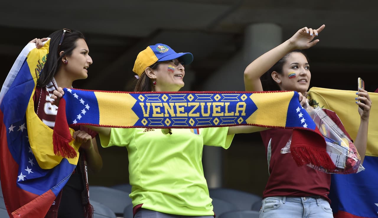 Belleza en las tribunas, una característica en la Copa América Centenario.