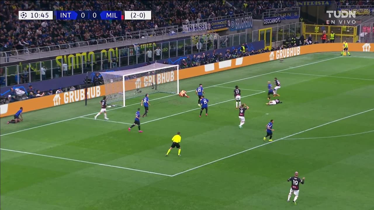 ¡TIRO ATAJADO! disparo por Brahim Díaz.