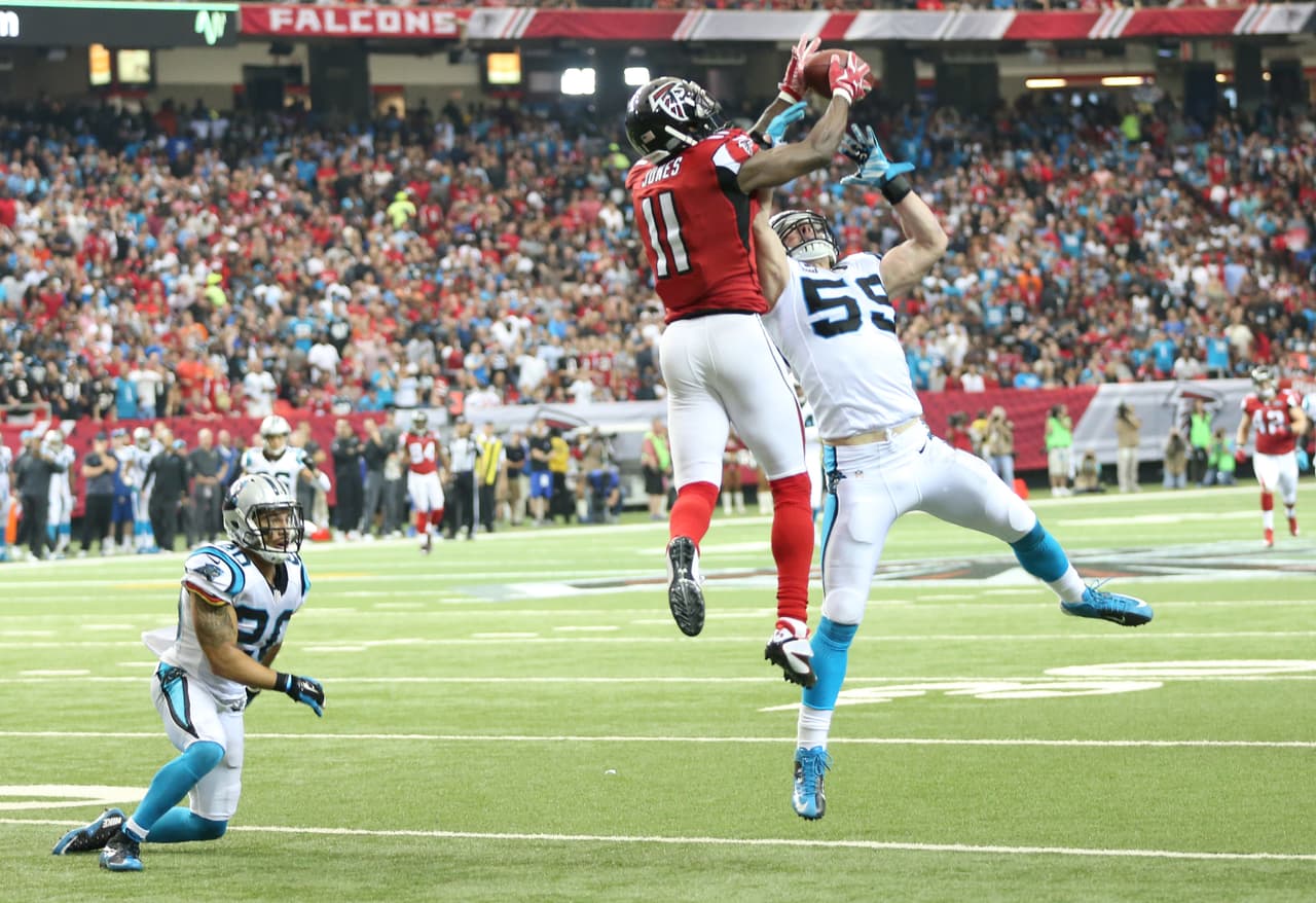 3.- El receptor de Atlanta JULIO JONES tuvo nueve atrapadas para 178 yardas y un touchdown en el triunfo de los Falcons 20-13 sobre Carolina.