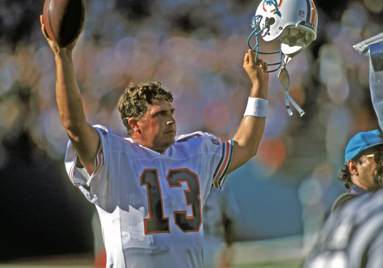 Este fue el juego 13 de al menos 400 yardas aéreas en la carrera de Brees, con lo que igualó al miembro del Salón de la Fama DAN MARINO en el segundo lugar de todos los tiempos solo un juego detrás de la marca en poder de PEYTON MANNING (14).