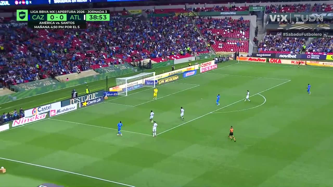 ¿Por las que mueres? ¡Mira nada más ese autopase de Campos!