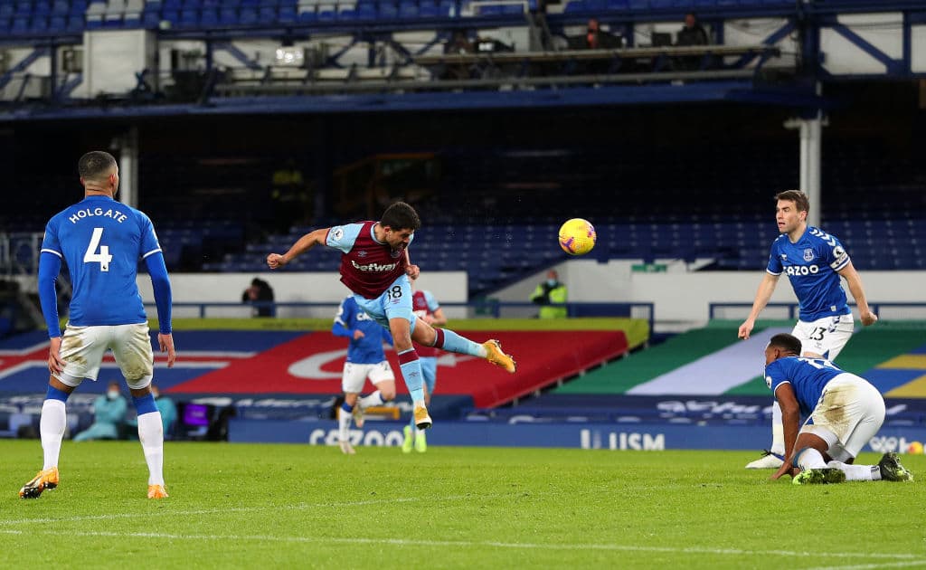 West Ham United se impone 1-0 ante el Everton. El gol cayó ya en la recta final del partido y Tomas Soucek fue el encargado de llevar a su equipo a la victoria, durante la Jornada 17 de la Premier League.