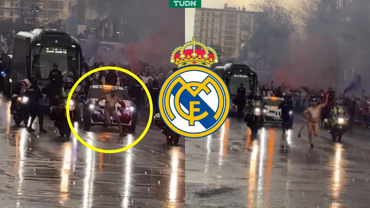Aficionado corre desnudo frente al camión del Real Madrid