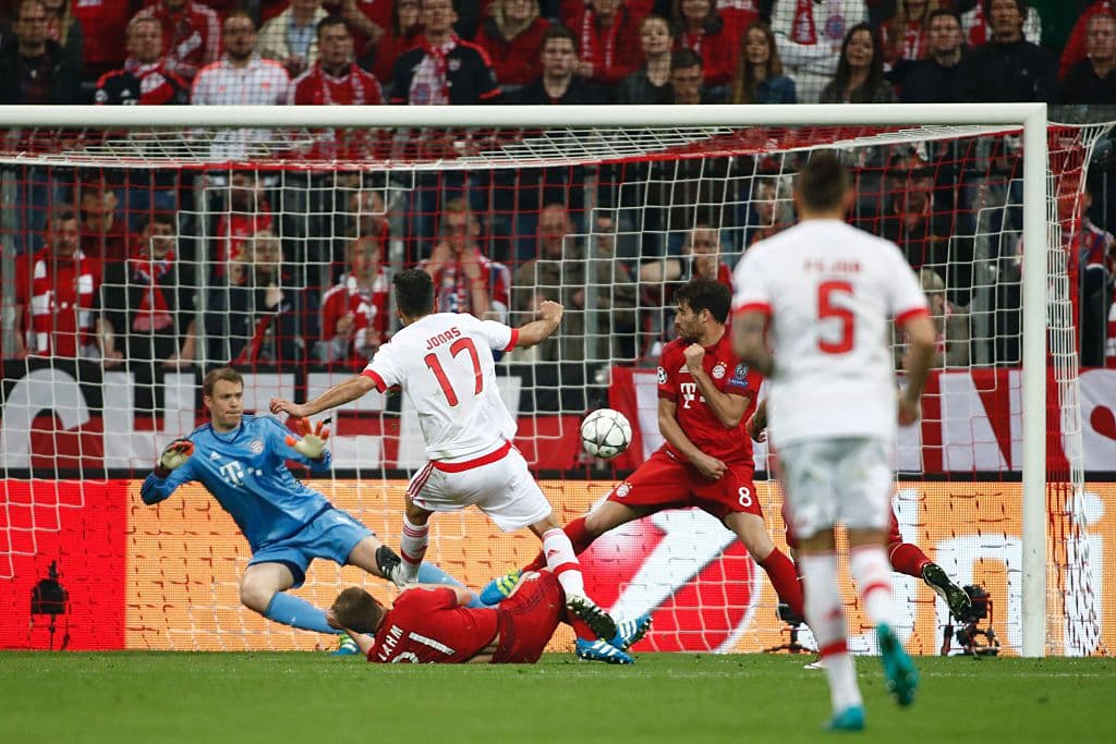 En el partido de ida, el Benfica probó a Neuer una sola vez. La defensa del Bayern despeja la mayoría de los ataques de los oponentes.
