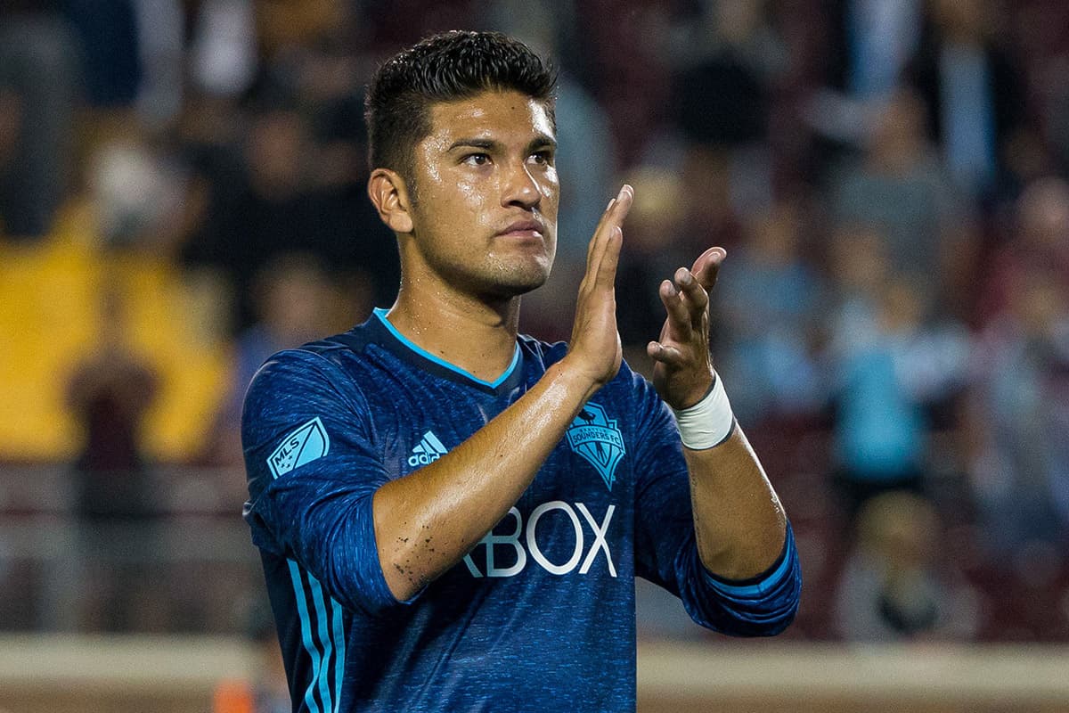 Como jugador a prueba llegó Tony Alfaro a Chivas y aunque solo está entrenando podría ser una muy buena apuesta para Chivas pensando en el Clausura 2019.