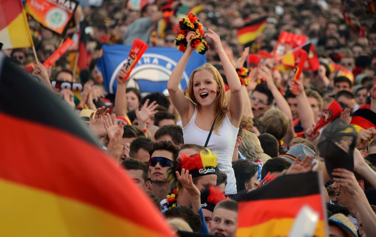 Te presentamos las mejores imágenes con las guapas aficionadas alemanas que podremos disfrutar durante la Copa del Mundo Rusia 2018