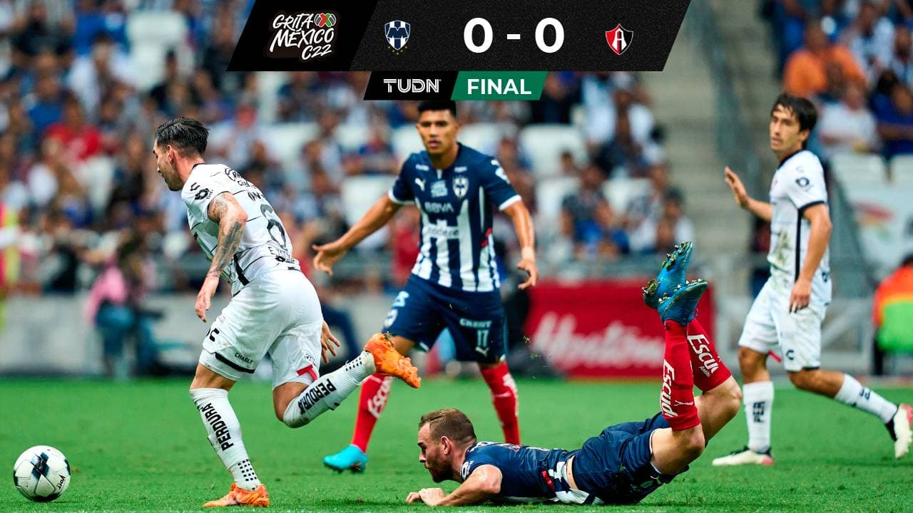 ¡Fallan penal, se quedan con 10 y se van Rayados con un punto!