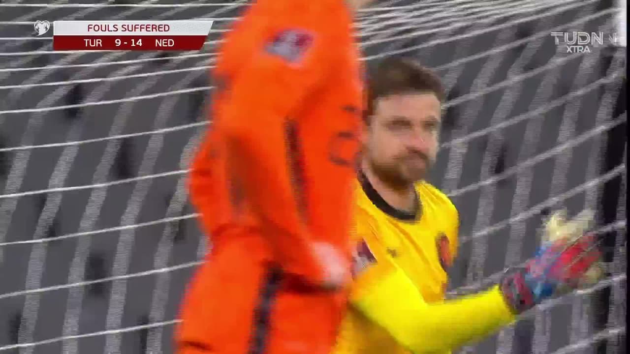 ¡Hat-trick matón! Yilmaz puso el 4-2 y sentenció a Holanda