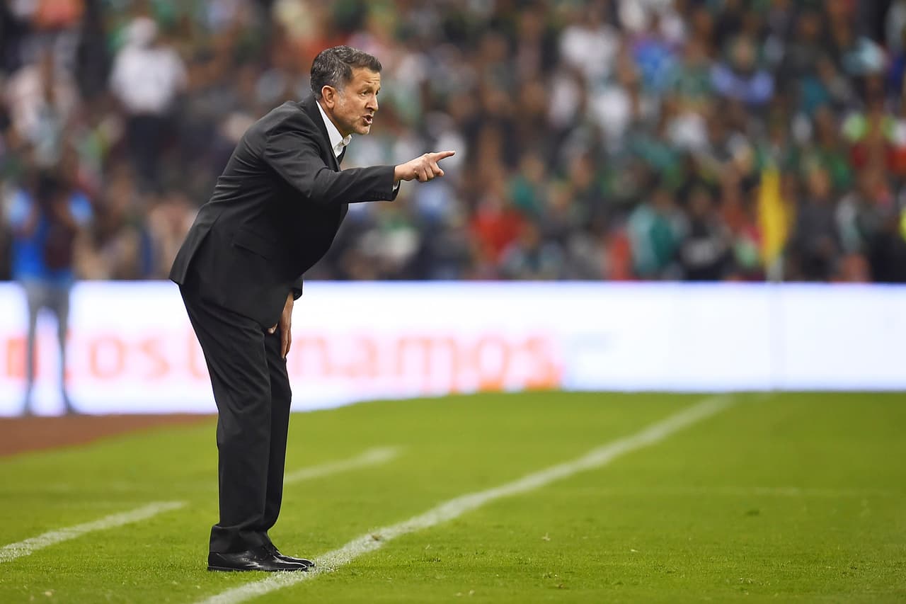 Osorio tiene la sobresaliente cifra de 80 por ciento de efectividad con el 'Tri', gracias 15 triunfos, 3 empates y una derrota (7-0 contra Chile) en 19 partidos. Hasta ahora el mejor en la historia.