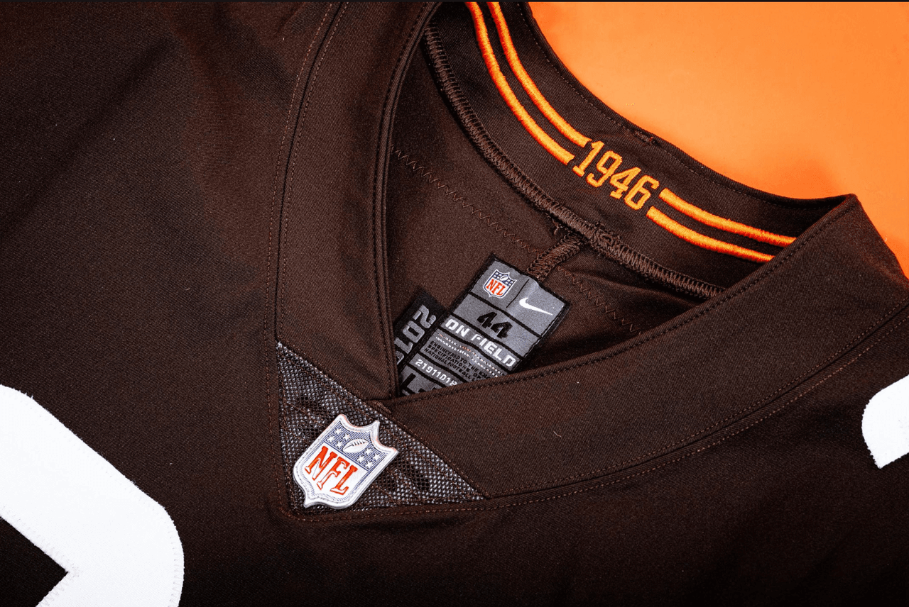 Así luce la nueva imagen de los Browns, con algunos ajustes en las combinaciones y cambio de tipografía de los números.