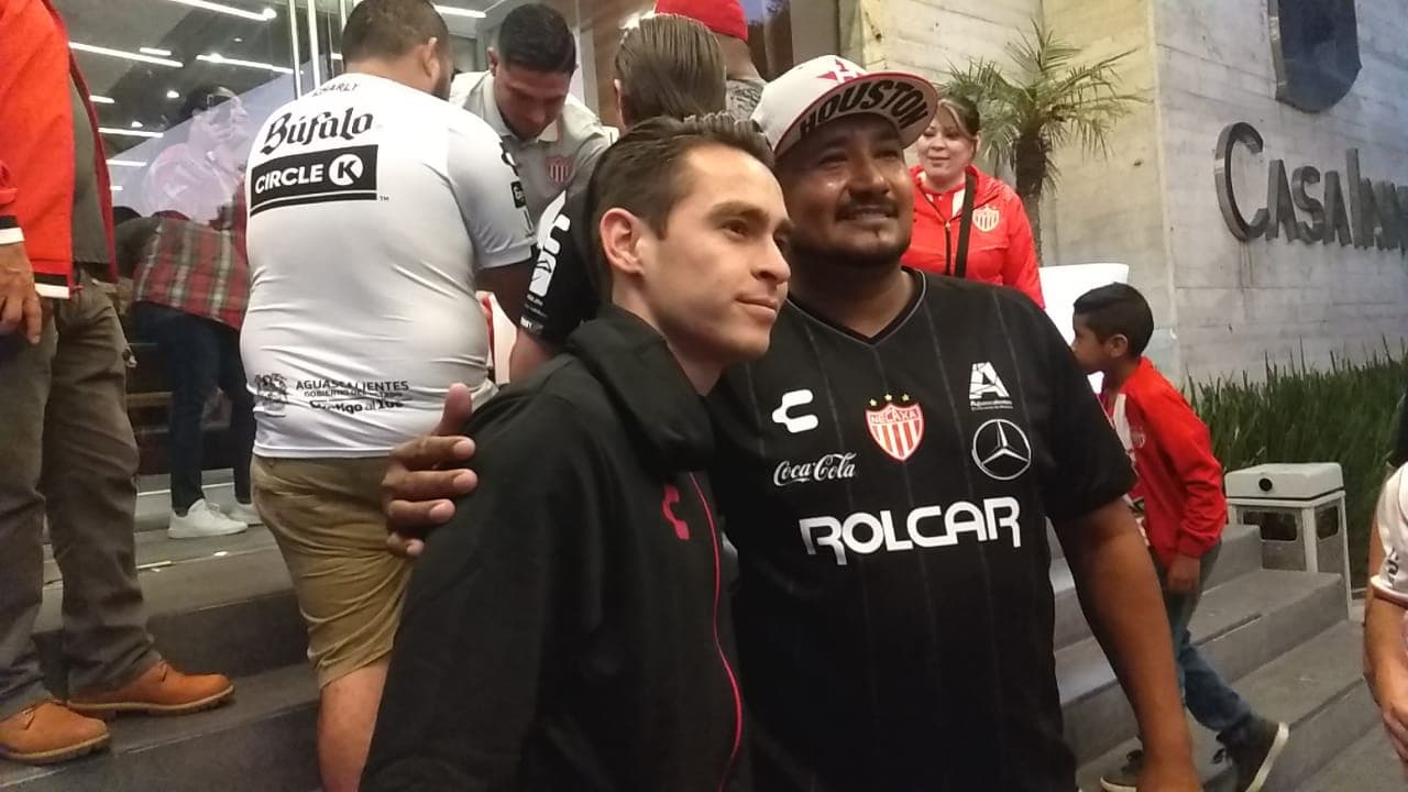 Cae la noche y el Estadio Corregidora se prepara para albergar la vuelta de los cuartos de final entre Querétaro y Necaxa.