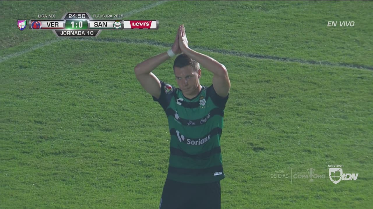 Furch le metió gol a Veracruz pero por respeto no festejó el 1-1 de Santos