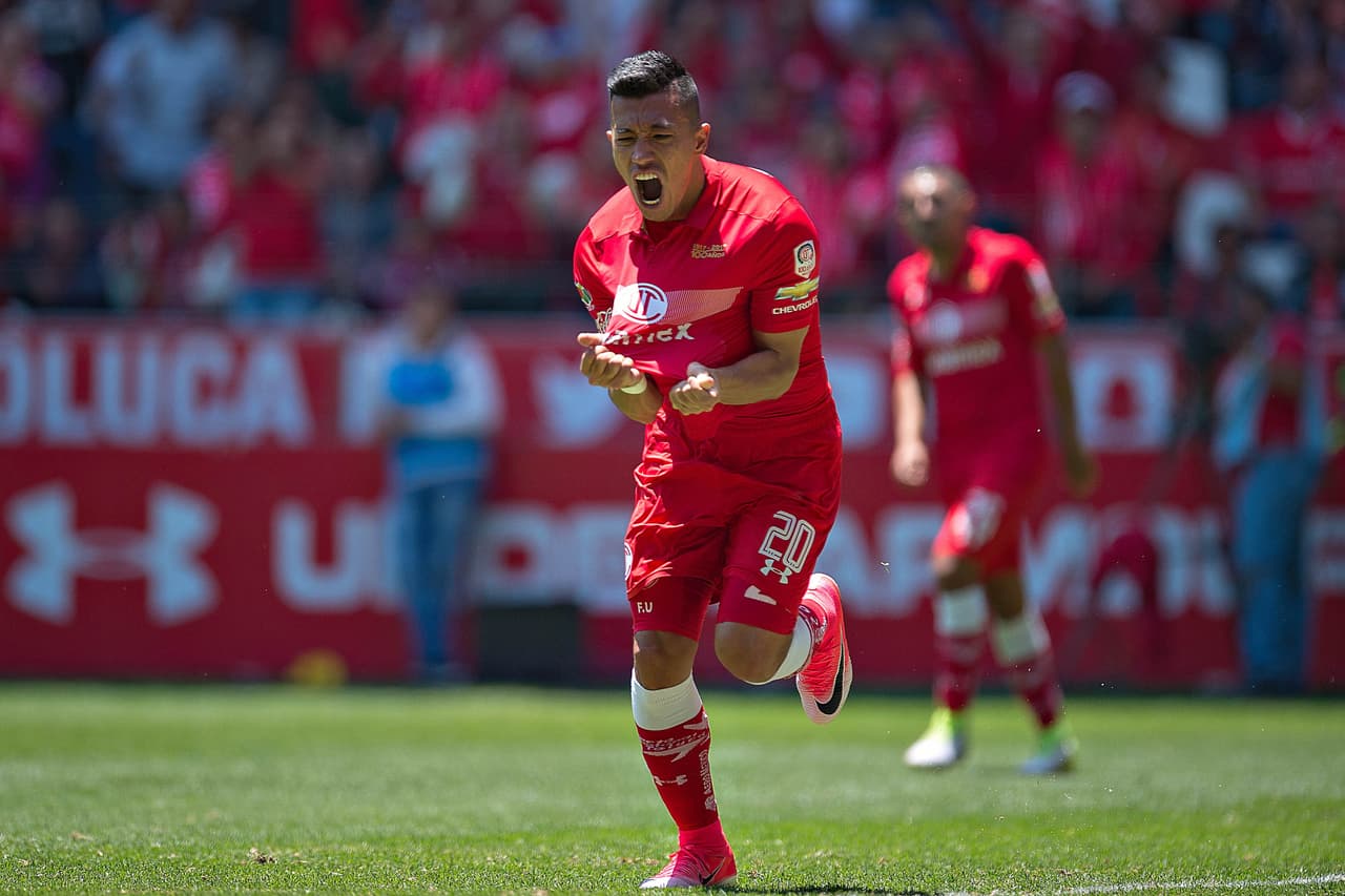 El cuarto y último colombiano de la lista es Fernando Uribe con cinco goles para los Diablos Rojos.