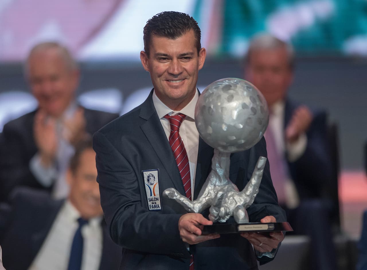 Ramón Ramírez estuvo con el equipo mexicano en mundiales y Copas América, siendo uno de los representativos de México.
