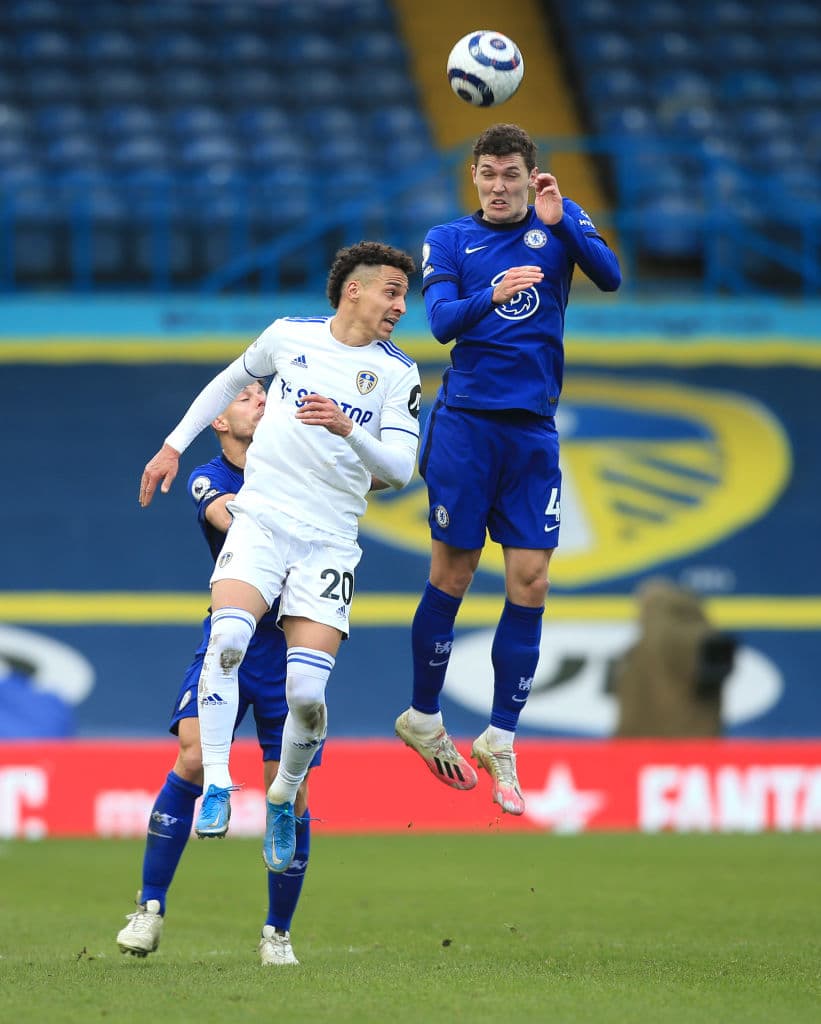 El Chelsea de Tomas Tuchel continúa invicto, pero el empate 0-0 frente al Leeds United tiene un sabor amargo para los Blues. El Chelsea se quedará en la cuarta posición de la tabla y el Leeds se sitúa en la onceava plaza.