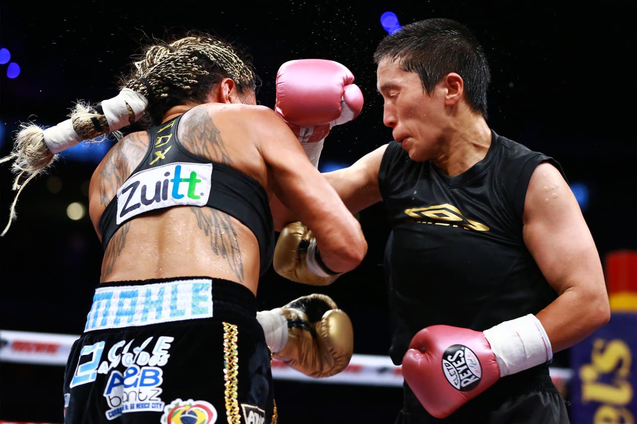 Ciudad de México, 11 de agosto de 2018. Mariana Juarez y Terumi Nuki , durante la función de Boxeo celebrado en la Nueva Arena Ciudad de México. Foto: Imago7/Eloisa Sanchez