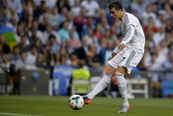 La explosividad tendrá un enfrentamiento entre Portugal y España. Cristiano Ronaldo quiere demostrar que la lesión es cosa del pasado. CR7 viene recargado y listo para hacer gambetas y correr a toda velocidad.