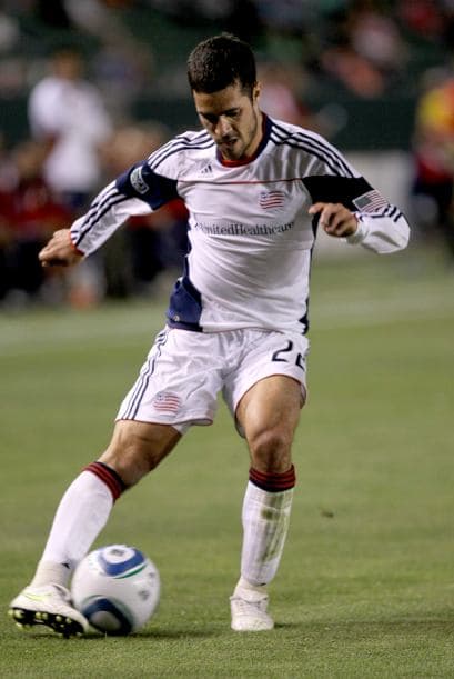 Los 'Revs' comenzaron apretando el encuentro pero fueron perdiendo gas.