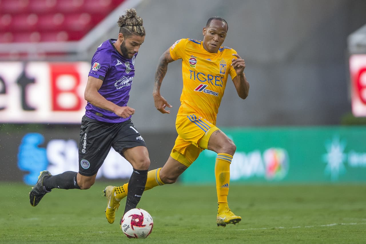 En una excelente combinación de pases, Mazatlán estuvo cerca de abrir el marcador al 40’. Mendoza ‘clareaba’ a Nahuel, pero éste alcanzó a reaccionar para sacar el esférico.