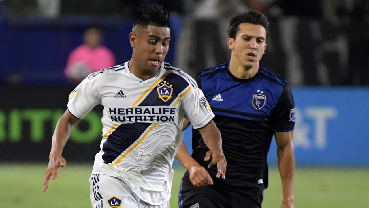 Efraín Álvarez: “El objetivo con México es ir a ganar el campeonato”