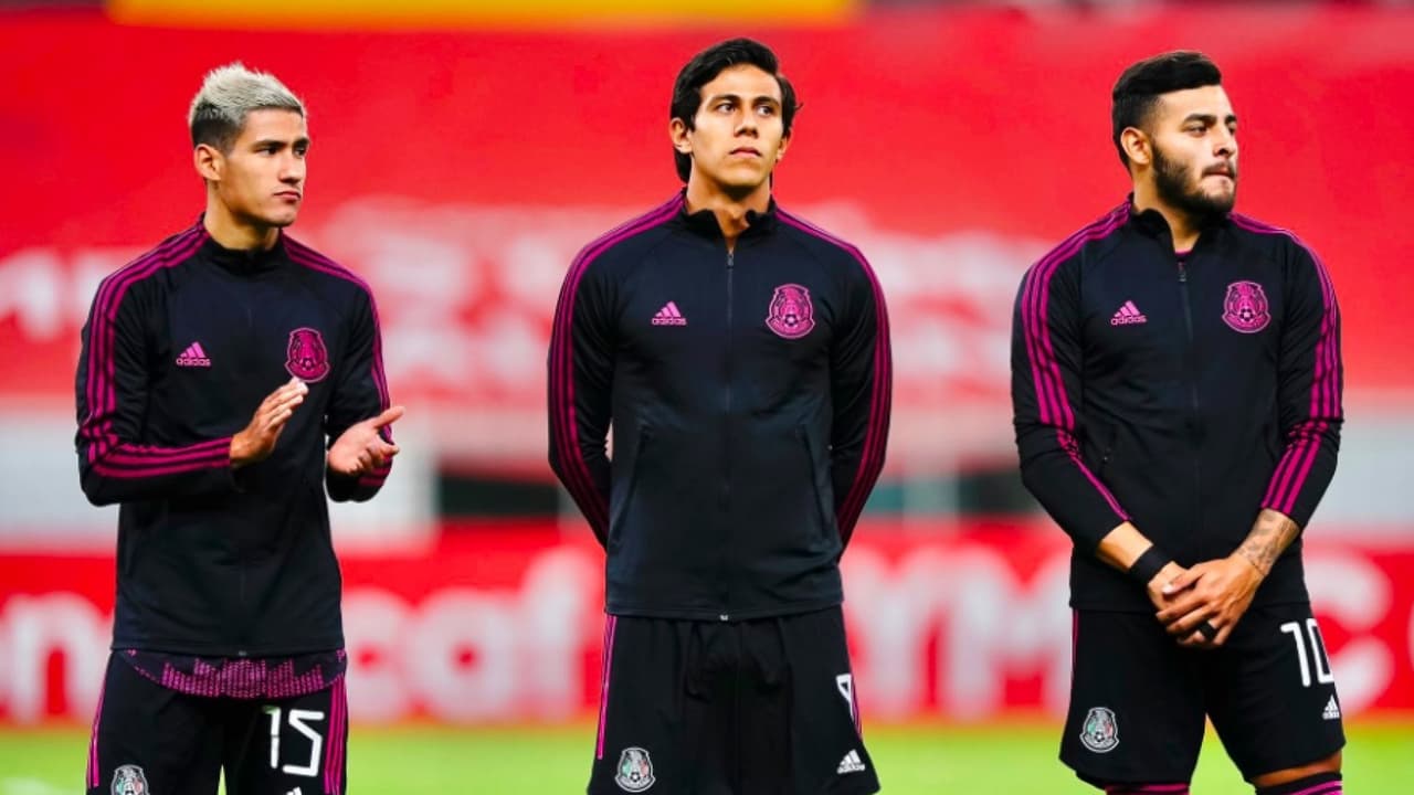 Jaime Lozano contempla a José Juan Macías como suplente ante Canadá