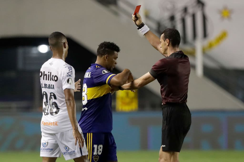 Con goles de lucas Braga, Yeferson Soteldo y Diego Pituca, Santos golea en casa a Boca Juniors y se meten a la final de la Copa Libertadores.