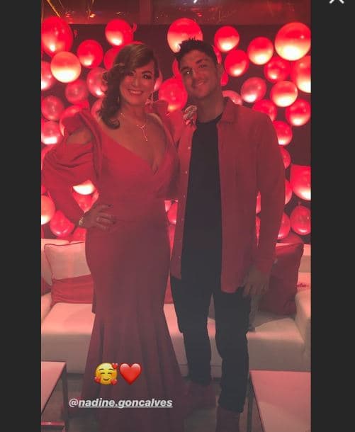 Nadine estaba disfrutando de la gran noche en honor a su hijo.