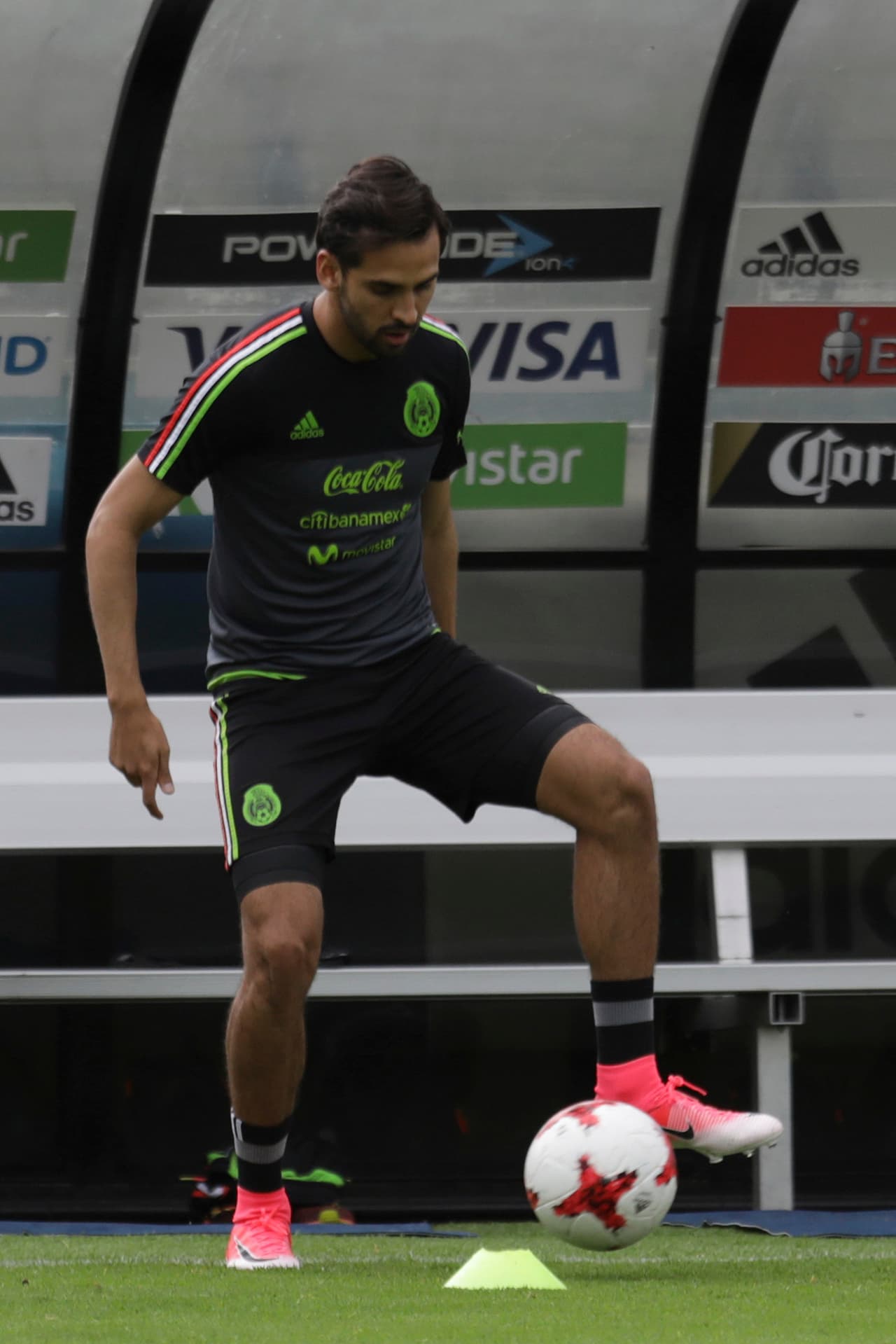 Tanto la Copa Oro como la Copa Confederaciones son la oportunidad de México para mejorar en la clasificación de Fifa y, por qué no, pensar en estar entre los ocho mejores del mundo para ser cabeza de serie en el Mundial.