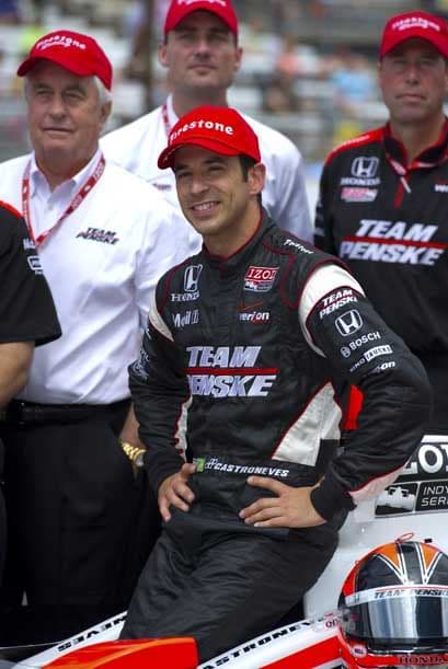 Castroneves intentará convertirse en el 4to. piloto de la historia en ganar la Indy 500 cuatro veces.