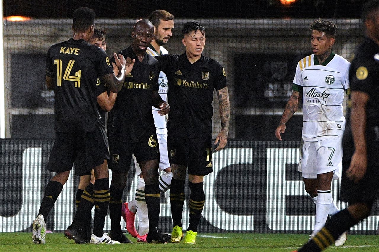 LAFC no logra aguantar la ventaja y termina empatan 2-2 con los Portland Timbers.