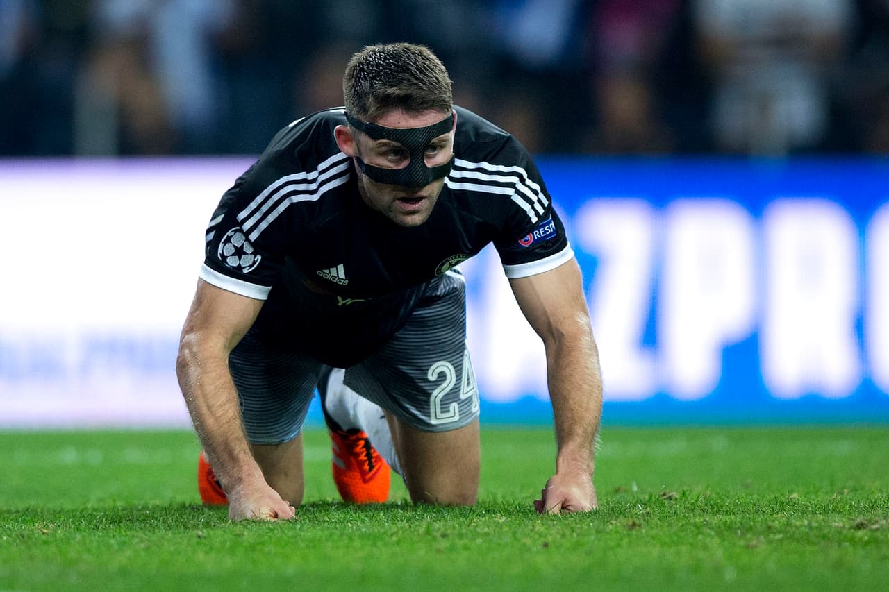 En Portugal, los Dragones del Oporto derrotaron 2 a 1 al Chelsea de Mourinho con goles de André y Maicon que celebró con todo Íker Casillas quien impuso récord de partidos jugados en la Champions al llegar a 152 presentaciones.