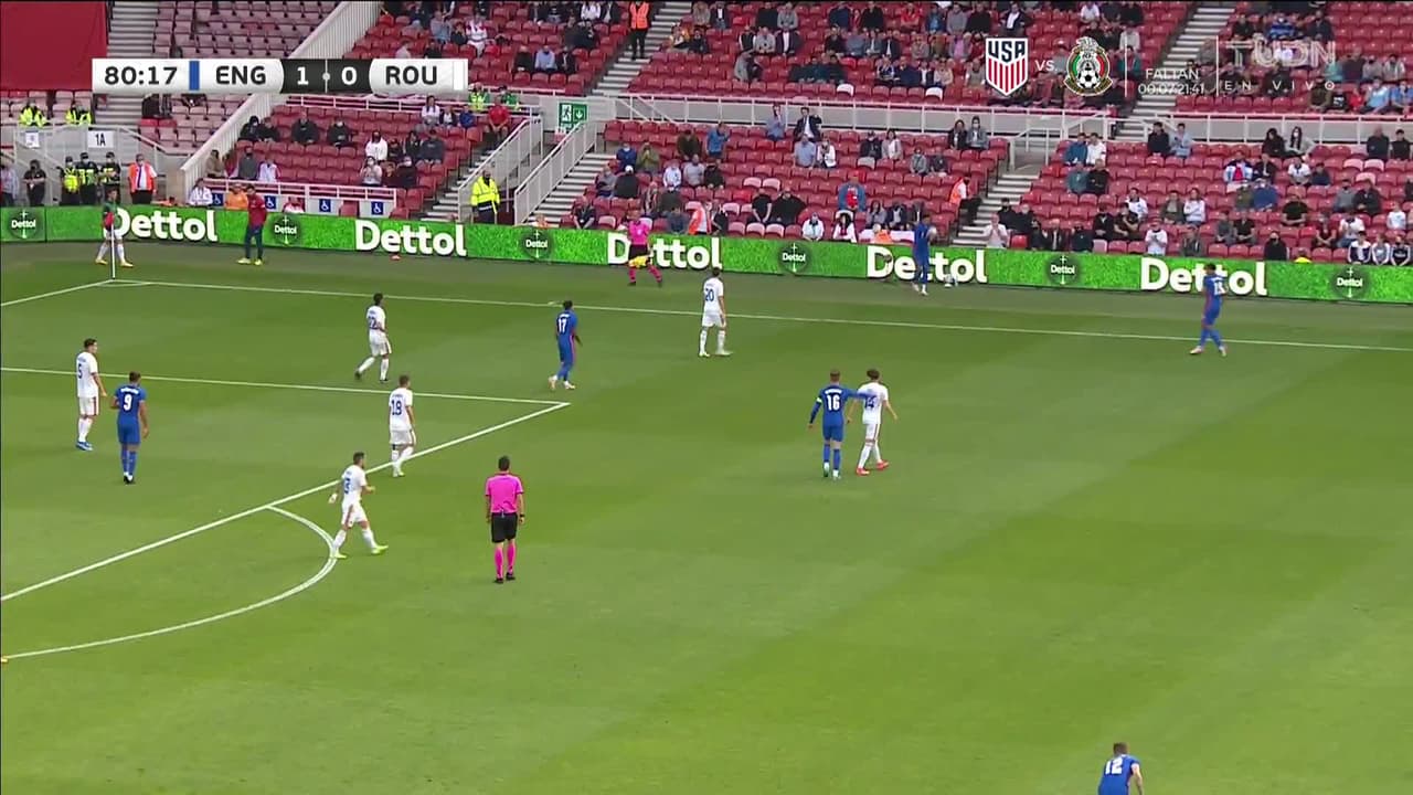 ¡TIRO ATAJADO! disparo por Dominic Calvert-Lewin.