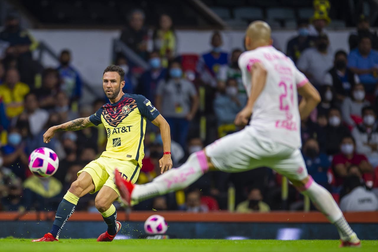 Con goles de Alvaro Fidalgo y Sebastián Córdova, América vence 2-1 a Santos, llegan a 31 puntos y continúan como líderes del torneo.