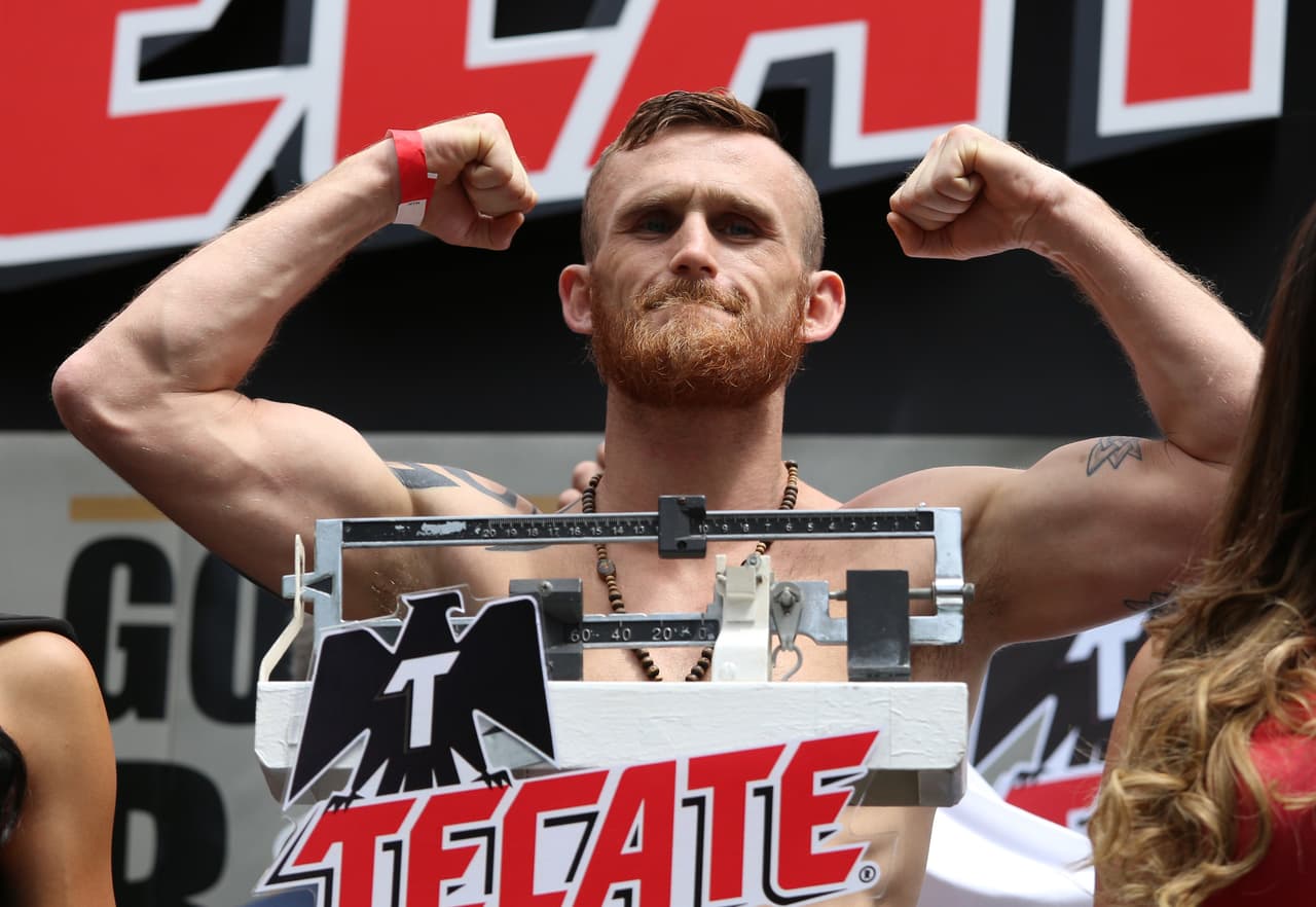 El mexicano Jaime Munguía defenderá la corona superwélter de la OMB este domingo ante el irlandés Dennis Hogan en la Arena Monterrey.