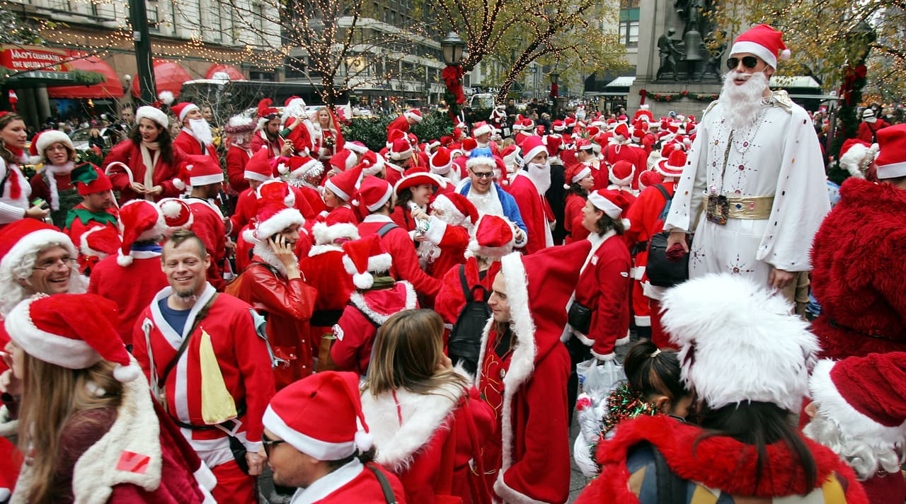En los últimos años, los organizadores han intentado mejorar la reputación de SantaCon cambiando el enfoque de la bebida.