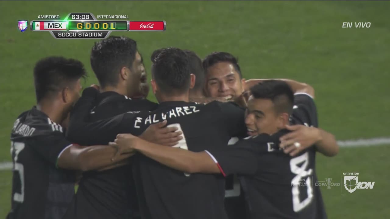 ¡A lo Borgetti! Héctor Moreno puso el segundo con gran remate