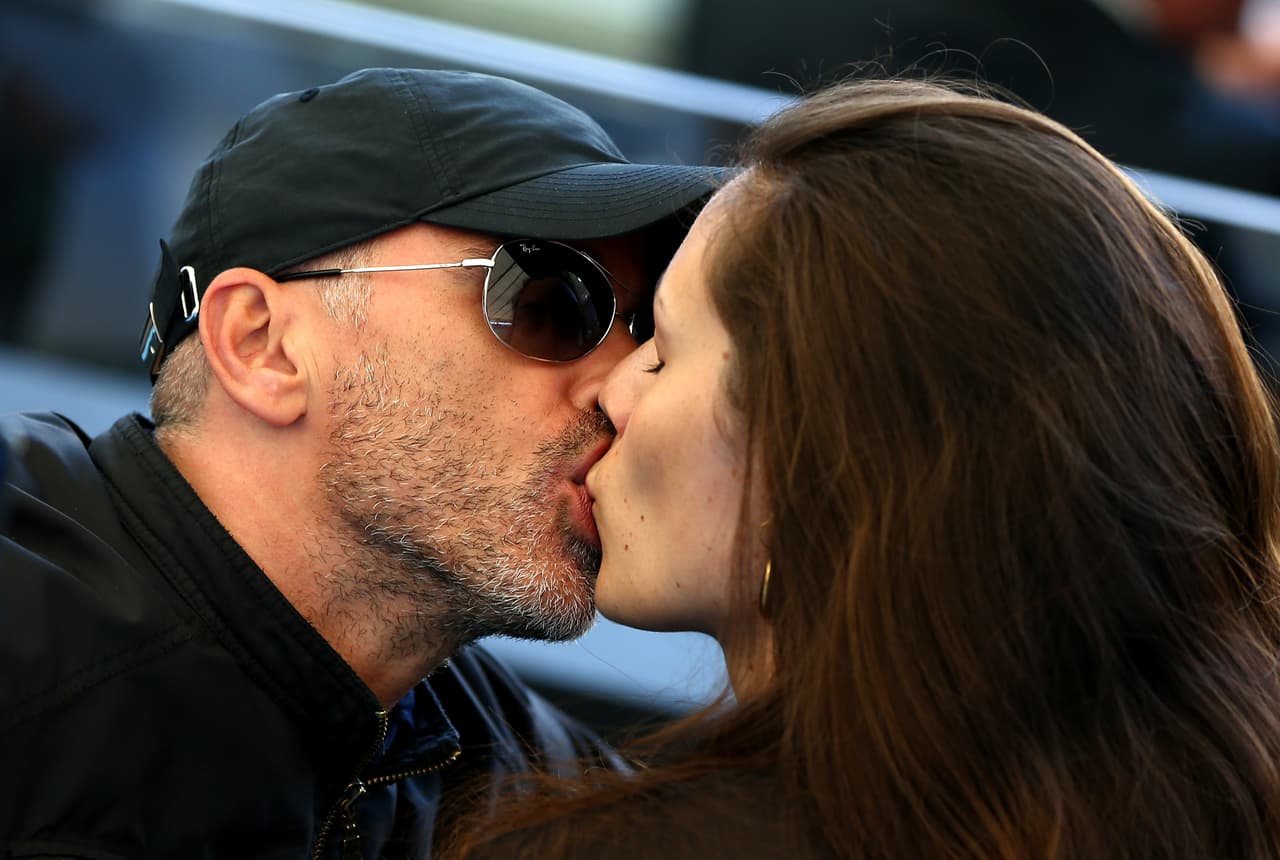 RIO DE JANEIRO, BRAZIL - JULY 13: Singer Eros Ramazzotti and wife Marica Pellegrini kiss prior to the 2014 FIFA World Cup Brazil Final match between Germany and Argentina at Maracana on July 13, 2014 in Rio de Janeiro, Brazil. (Photo by Robert Cianflone/Getty Images)