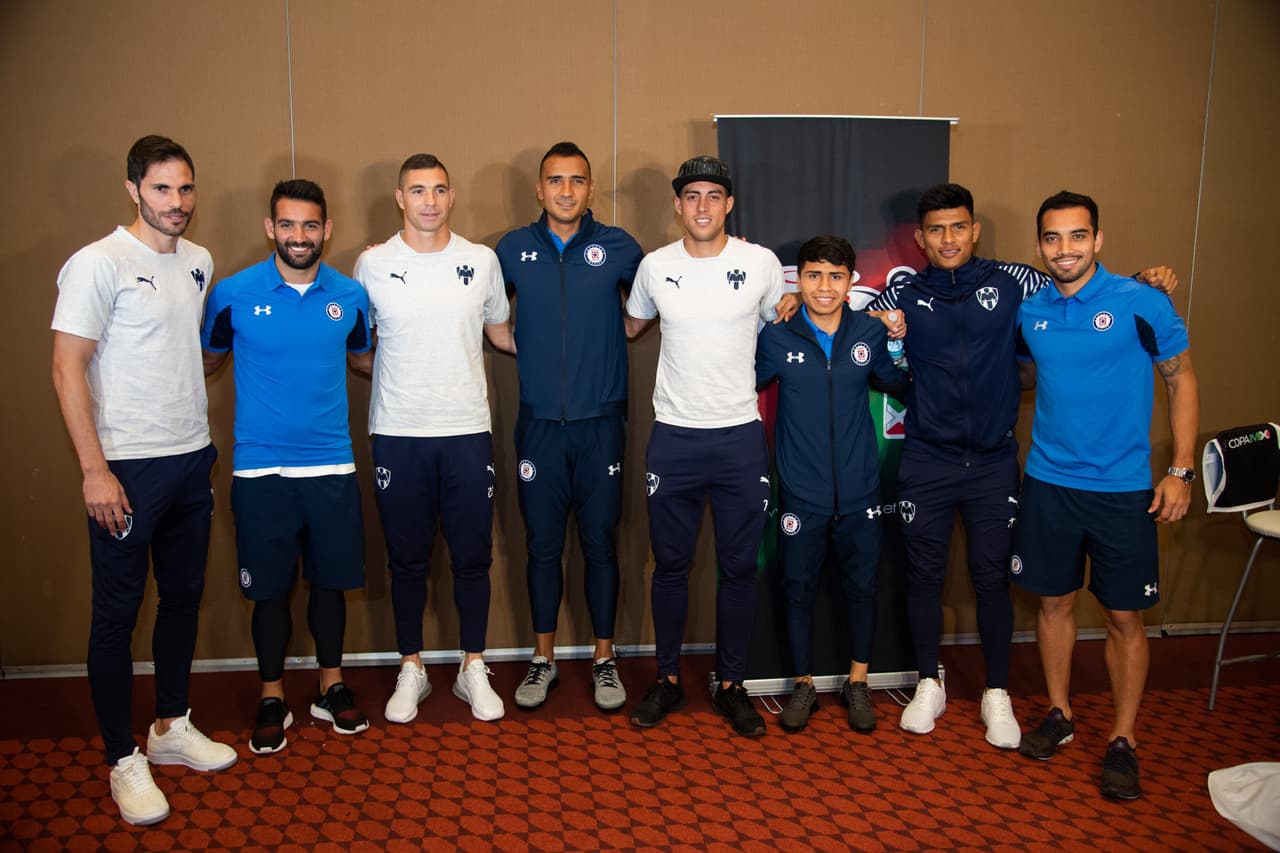 Los jugadores, los protagonistas en la cancha, también entinden del peso que cae sobre ellos.