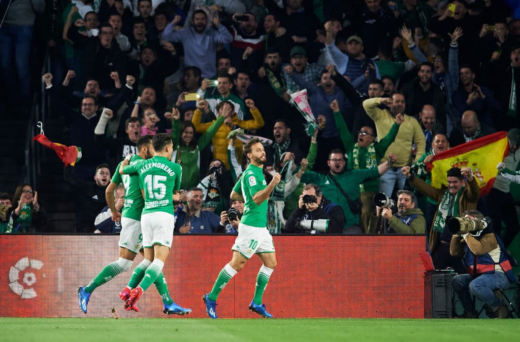 Remontada del Barça 2-3 al Betis con goles de Frenkie De Jong, Busquets y Lenglet; tres asistencias de Lionel Messi.