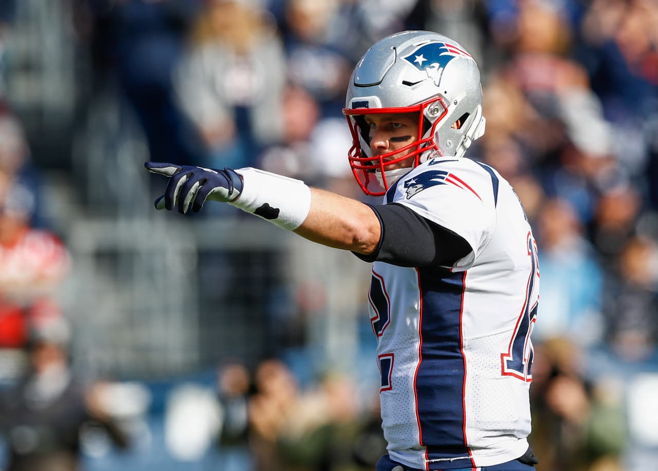 Tom Brady no pudo salir victorioso de Tennessee y los Patriots cayeron de fea manera 34-10 ante los Titans.