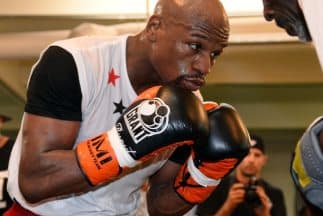 Floyd Mayweather reveló que aborto fue causa de su separación de su novia