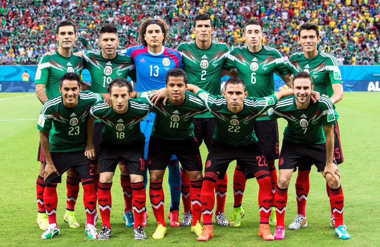 RECIFE, BRAZIL - JUNE 23: Mexico players pose for a team photo prior to the 2014 FIFA World Cup Brazil Group A match between Croatia and Mexico at Arena Pernambuco on June 23, 2014 in Recife, Brazil. (Photo by Miguel Tovar/Getty Images)