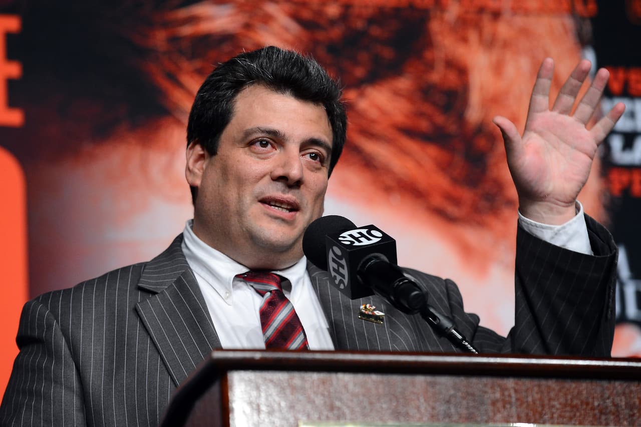 El presidente del CMB apoya a Oscar de la Hoya en sus aspiraciones a la presidencia