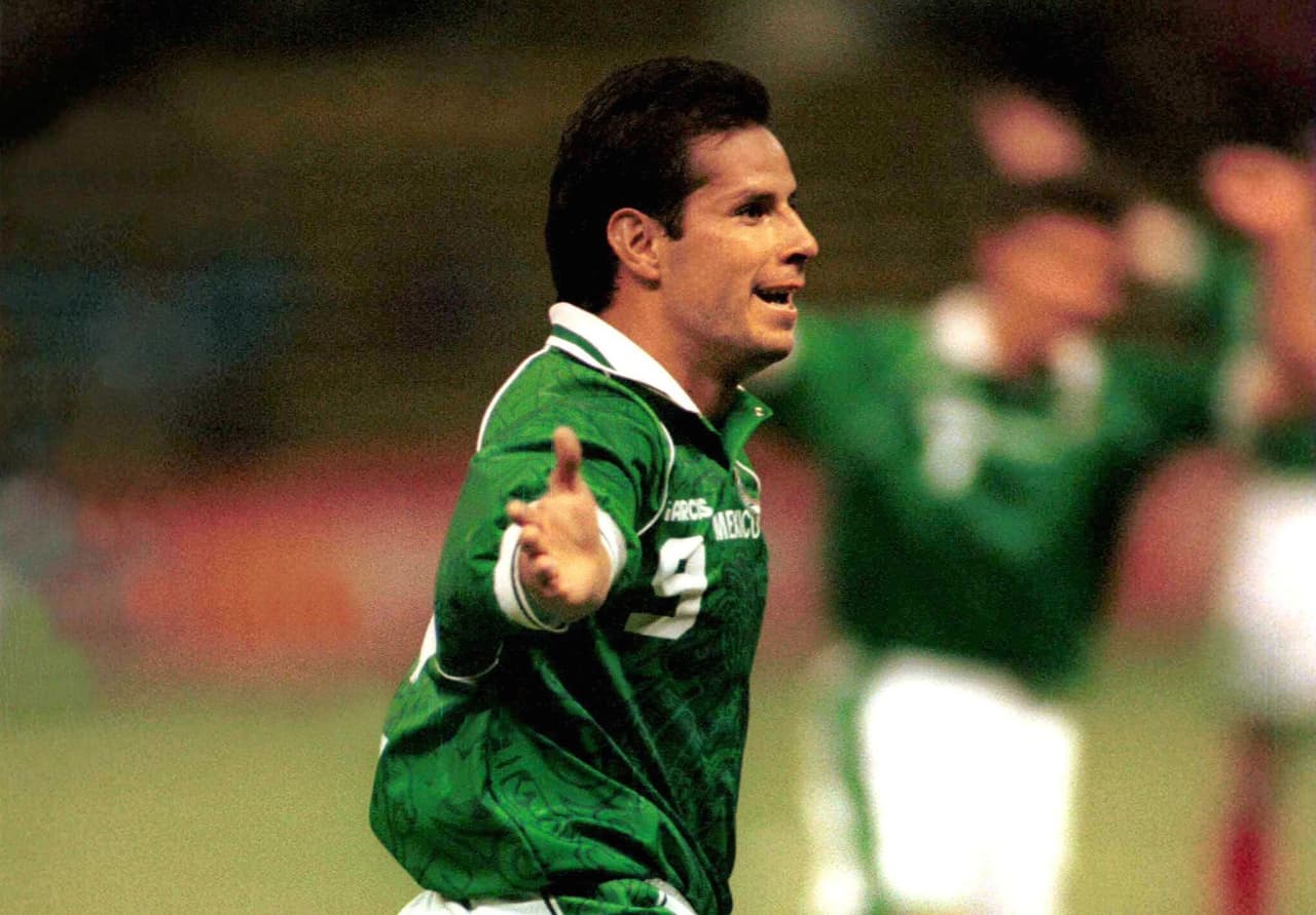 A los 26 minuto de juego, México ya ganaba 2-0 con tantos de Pardo y Abundis (foto) y se tomaba de nuevo confianza.