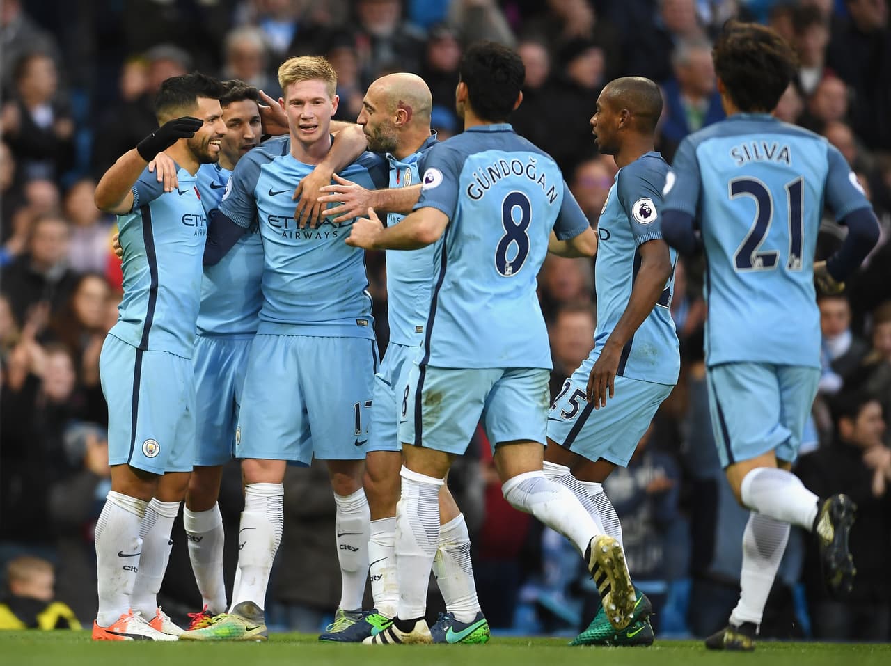 Manchester City (2016/17) - en la primera temporada de Pep Gurdiola en el equipo, las cosas no resultaron como se esperaba. Comenzó ganando seis partidos seguidos (Sunderland, Stoke, West Ham, Manchester United, Bournemouth y Swansea City) pero finalizó tercero en la clasificación con 78 puntos.