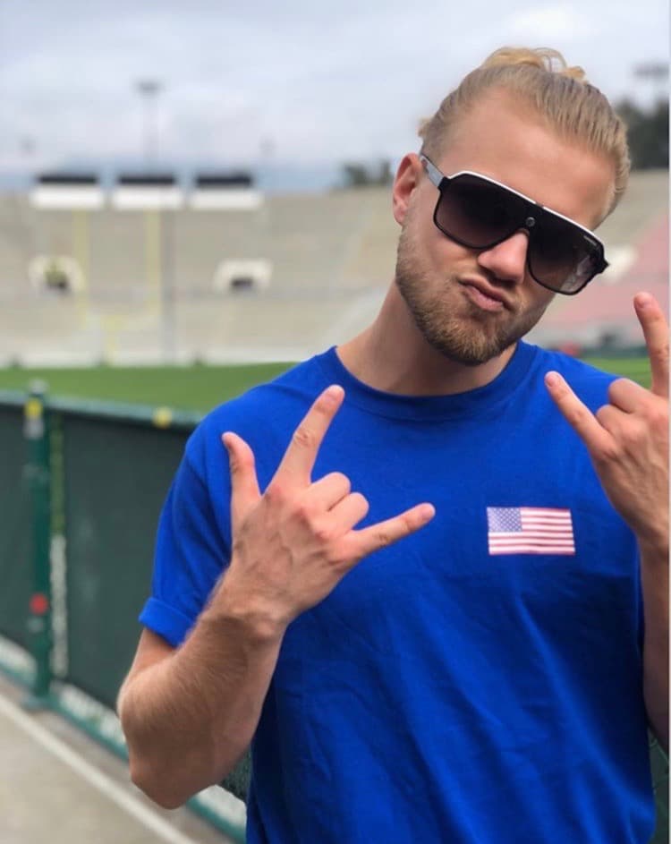 Los participantes en la Carrera de la Copa Oro se alistan para el estreno este lunes a las 11 PM por Univision.