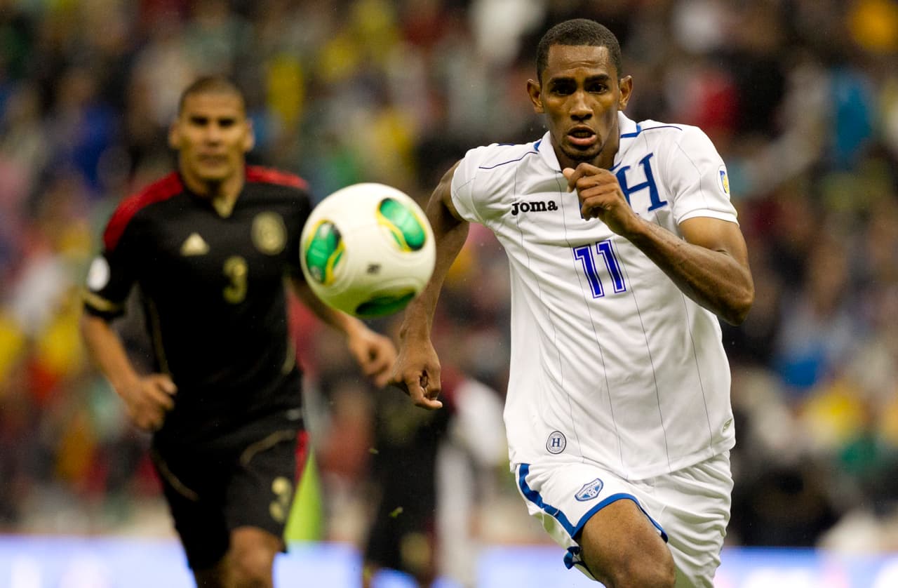Corría el minuto 63 cuando la 'H' encontró el descuento con gol de Jerry Bengtson que empató ante el asombro de la tribuna. El ariete catracho marcó tras un rebote que dejó Jesús Corona al inesperado remate de media vuelta de Carlo Costly. El dorsal '11' solo tuvo que empujar el esférico al fondo de la red para igualar el partido.