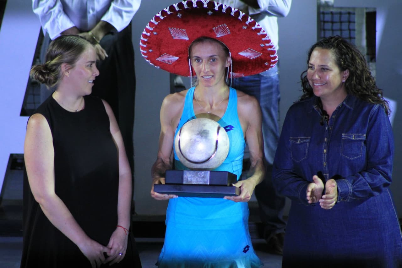 Tsurenko derrotó a la suiza Stefanie Voegele por parciales de 5-7, 7-6(2) y 6-2 en la Final para revalidar el título que ganó en 2017.