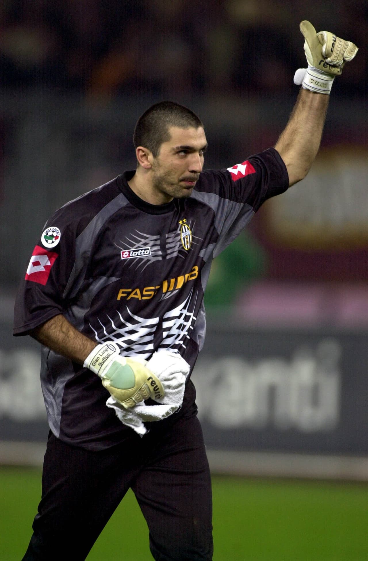 Sin embargo, rápidamente se convirtió en uno de los mejores porteros del fútbol italiano.